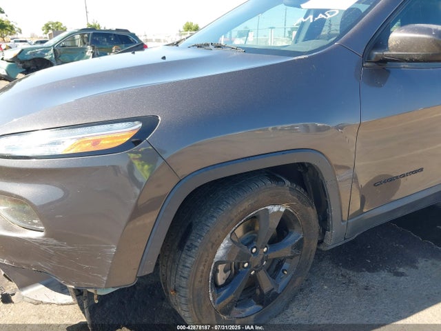 1C4PJLCB1JD622594 Jeep 2018