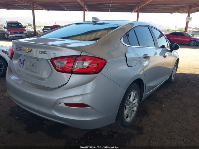 Chevrolet Cruze Lt Auto 2018 1G1BE5SM8J7108178 Image 4