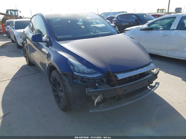 2022 TESLA MODEL Y 7SAYGDEE9NF443673 Photo 0