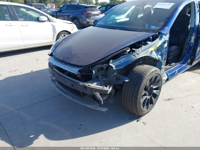 Tesla Model Y 2022 7SAYGDEE9NF443673 Image 19