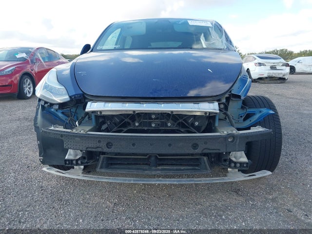 Tesla Model Y 2022 7SAYGDEE9NF443673 Image 21