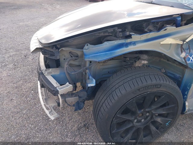 Tesla Model Y 2022 7SAYGDEE9NF443673 Image 22