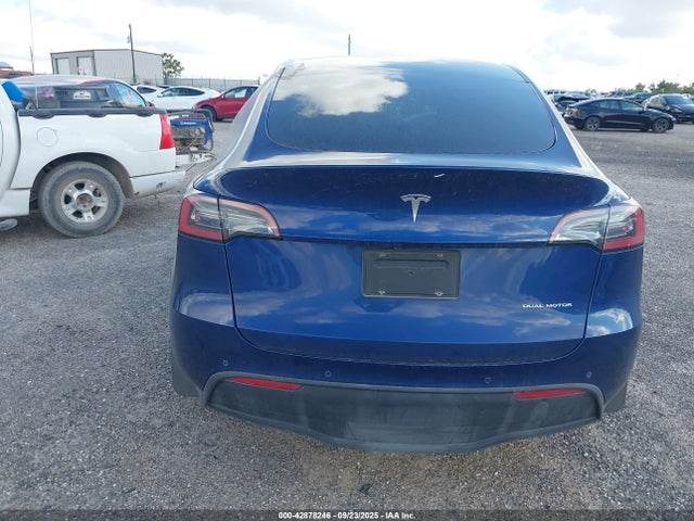 Tesla Model Y 2022 7SAYGDEE9NF443673 Image 23