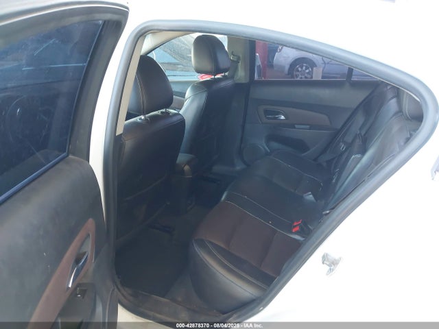 Chevrolet LUV 2015 1G1PE5SB0F7125570 Image 13