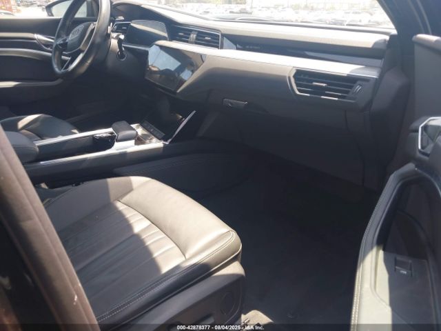 2023 AUDI E-TRON SPORTBACK WA11AAGEXPB024923 Photo 4