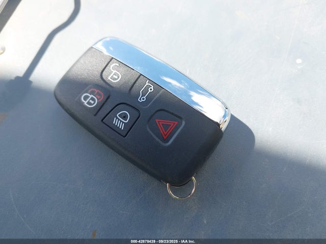 Land Rover aj20p 2018 SALVP2RX5JH270141 Image 11