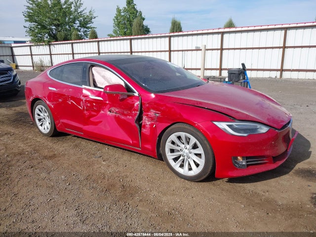 2017 TESLA MODEL S 5YJSA1E21HF214868 Photo 0
