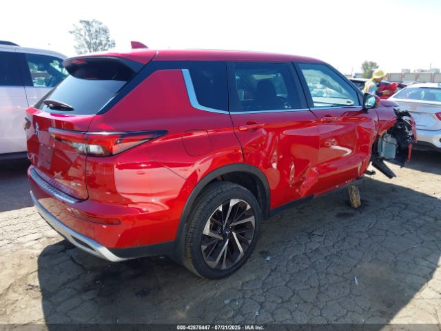 2022 MITSUBISHI OUTLANDER JA4J3UA8XNZ081559 Photo 3