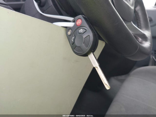 1FTYE1ZM6GKB33411 Ford 2016