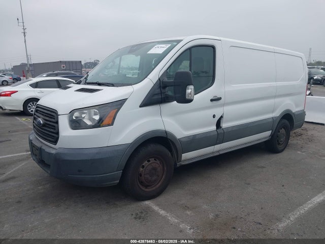 1FTYE1ZM6GKB33411 Ford 2016
