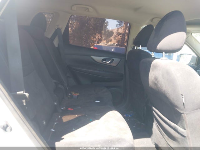 JN8AT2MT0GW001754 Nissan 2016