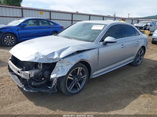 2018 AUDI A4 WAUENAF4XJA164601 Photo 1