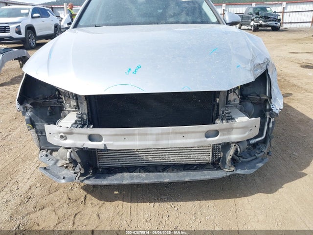 2018 AUDI A4 WAUENAF4XJA164601 Photo 5