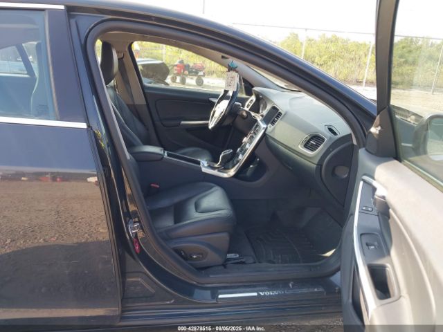 2015 VOLVO S60 YV1612TK3F2363609 Photo 4