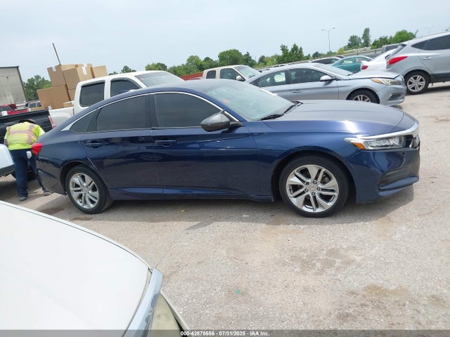 Honda l15be 2018 1HGCV1F13JA101518 Image 13