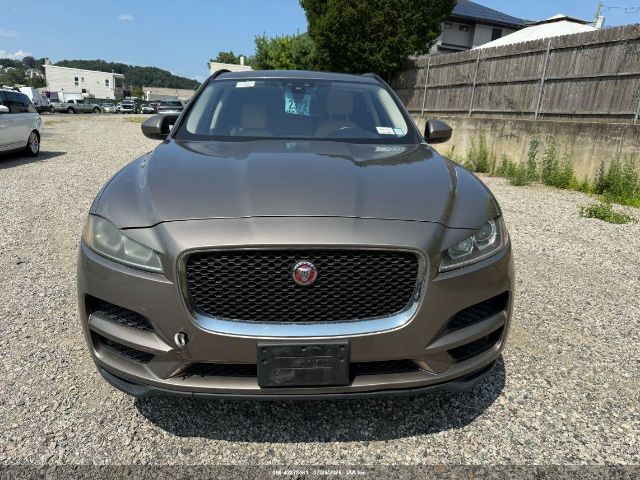 2017 JAGUAR F-PACE SADCJ2BV7HA499324 Photo 5