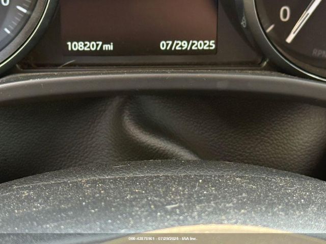 2017 JAGUAR F-PACE SADCJ2BV7HA499324 Photo 6