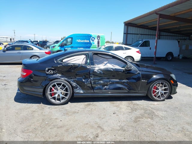 WDDGJ7HB4EG167217 Mercedes-Benz 2014