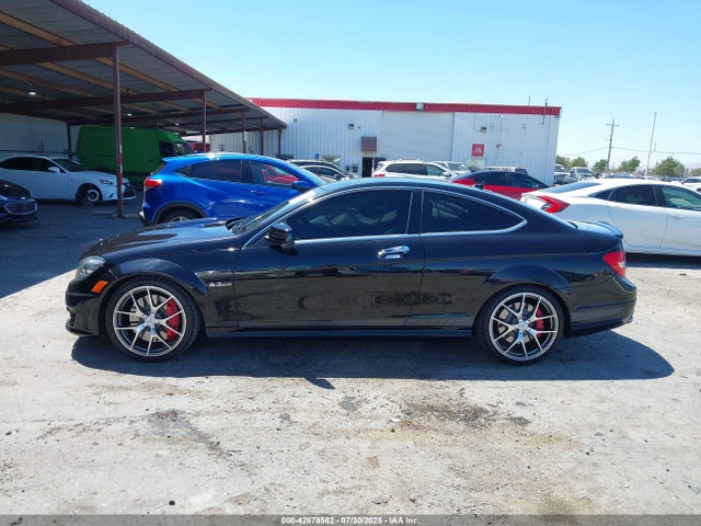 WDDGJ7HB4EG167217 Mercedes-Benz 2014