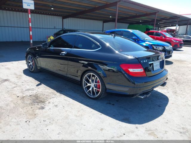2014 MERCEDES-BENZ C 63 AMG WDDGJ7HB4EG167217 Photo 2