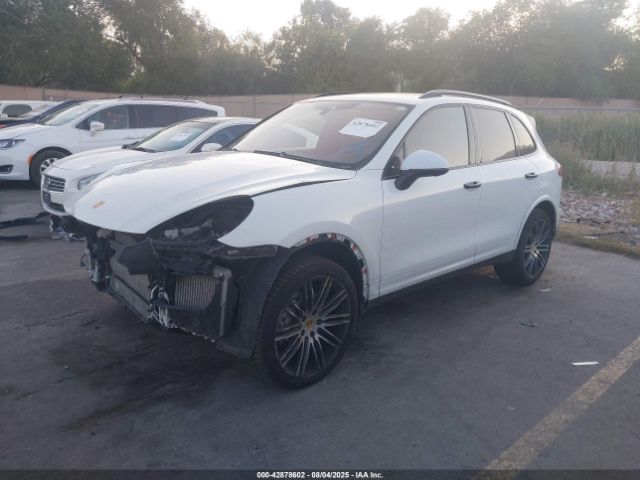 2017 PORSCHE CAYENNE WP1AB2A24HLA52654 Photo 1