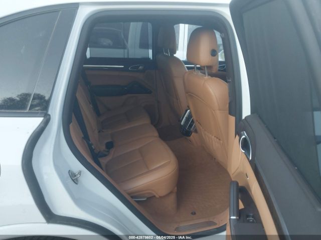 2017 PORSCHE CAYENNE WP1AB2A24HLA52654 Photo 7