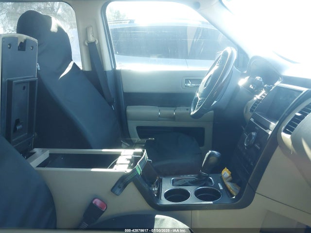 Ford 2016 2016 2FMGK5D89GBA12545 Image 5