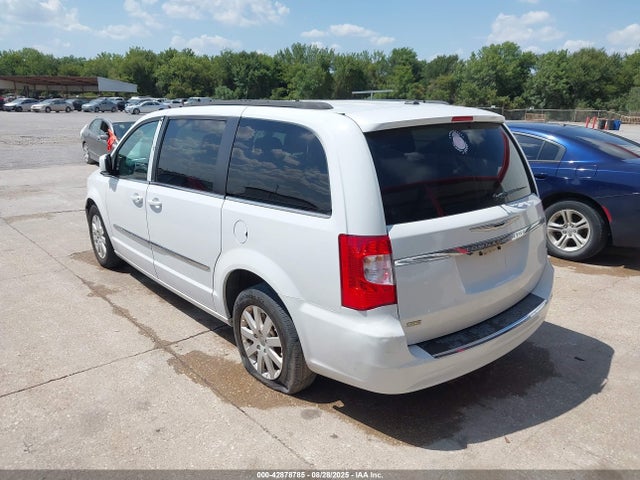 Chrysler Town and Country 2014 2C4RC1BG7ER246975 Image 3