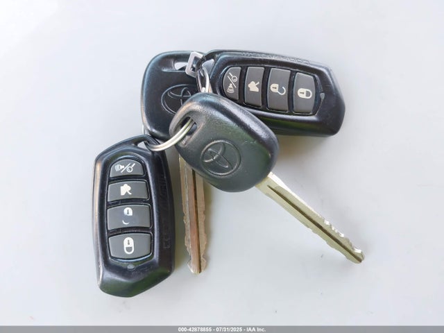 JTDDPRAE5LJ050564 Toyota 2zr-fae
