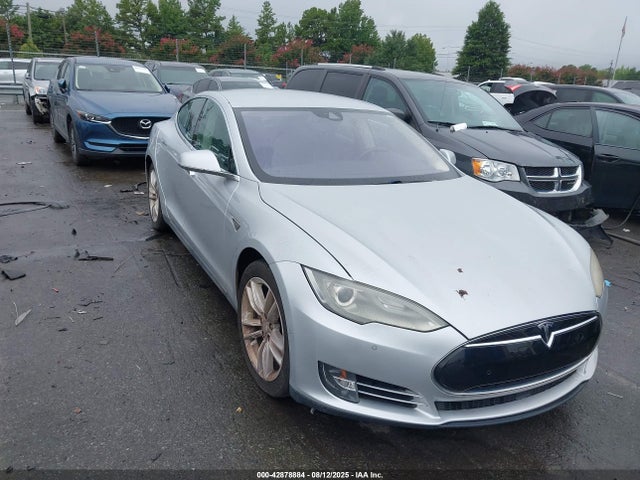 2015 TESLA MODEL S 5YJSA1H13FF082373 Photo 0