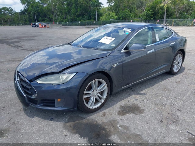 2015 TESLA MODEL S 5YJSA1E11FF115987 Photo 1