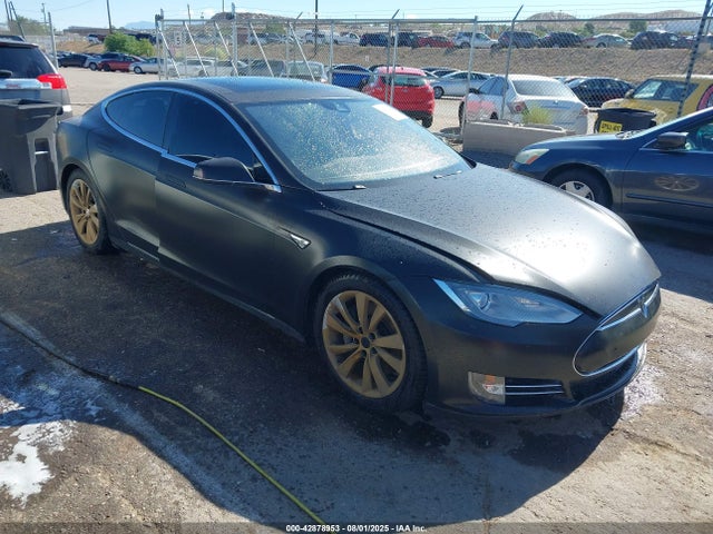2015 TESLA MODEL S 5YJSA1E26FF111944 Photo 0