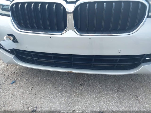 WBA13BJ09MCF80987 BMW 530I