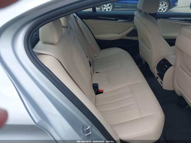WBA13BJ09MCF80987 BMW 530I