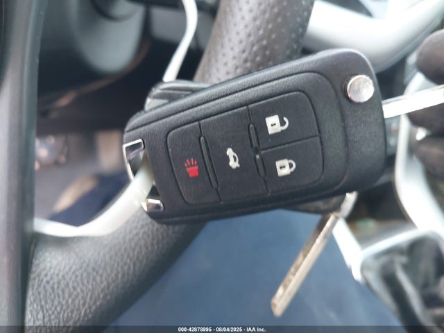 1G1P15SH5F7285539 Chevrolet luw