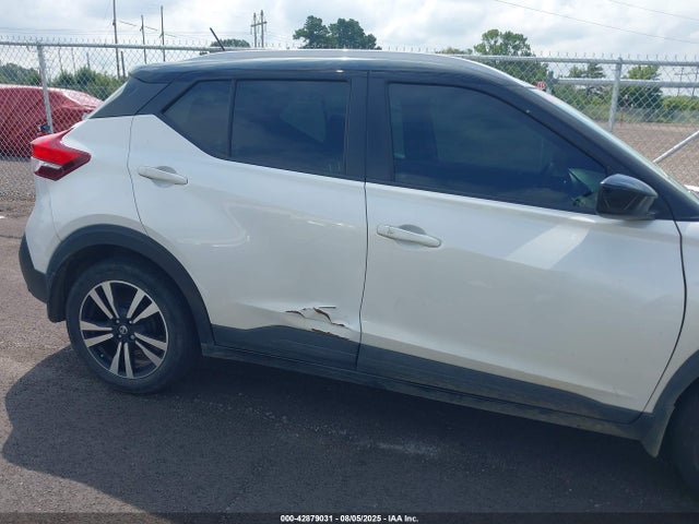 3N1CP5CU9KL496820 Nissan Kicks
