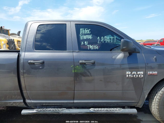 RAM 1500 2018 1C6RR6FTXJS299477 Image 13
