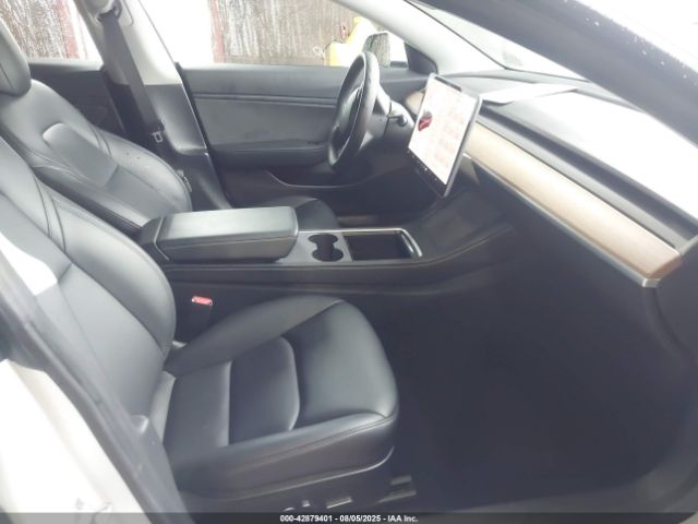 2021 TESLA MODEL 3 5YJ3E1EBXMF858291 Photo 4