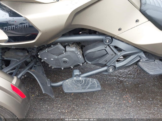 Can-Am 1330 Ace 2021 2BXREDD2XMV001123 Image 9