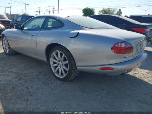 2004 JAGUAR XK8 SAJDA41C542A40183 Photo 2