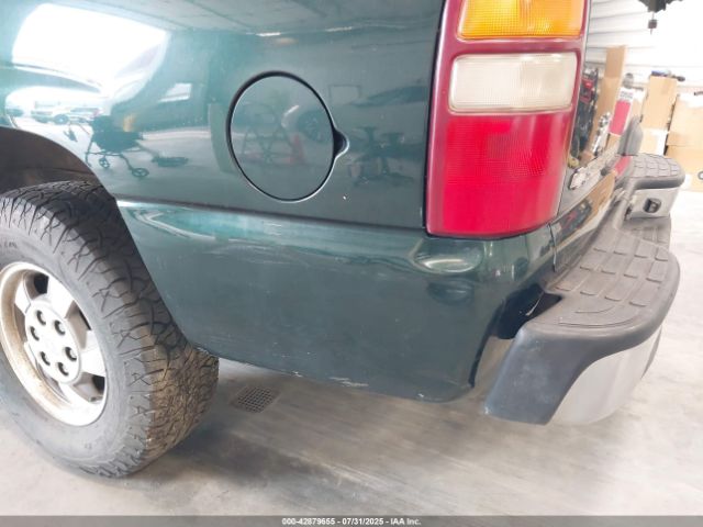 2001 CHEVROLET SUBURBAN 1500 3GNEC16T51G274268 Photo 5
