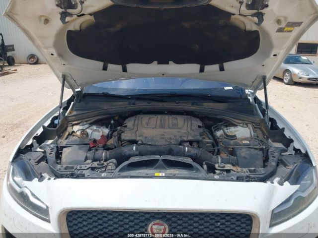 2019 JAGUAR F-PACE SADCM2FV1KA368995 Photo 9