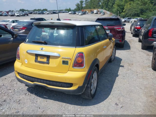 2008 MINI COOPER S WMWMF73538TV33564 Photo 3