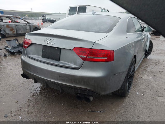 2011 AUDI S5 WAUCVAFRXBA016615 Photo 3