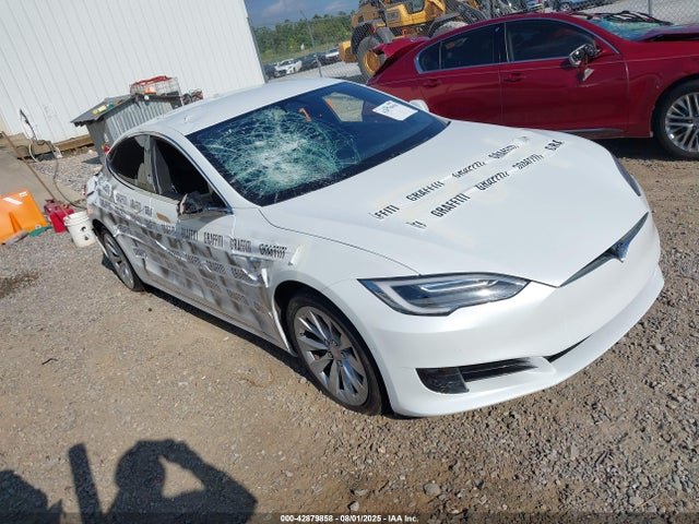 2017 TESLA MODEL S 5YJSA1E27HF188034 Photo 0