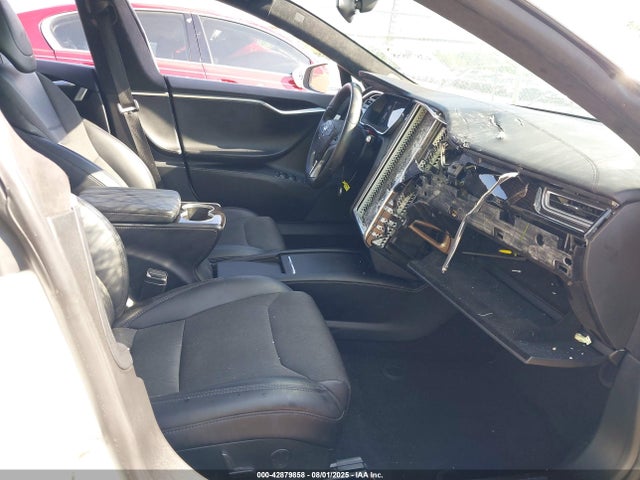 2017 TESLA MODEL S 5YJSA1E27HF188034 Photo 4