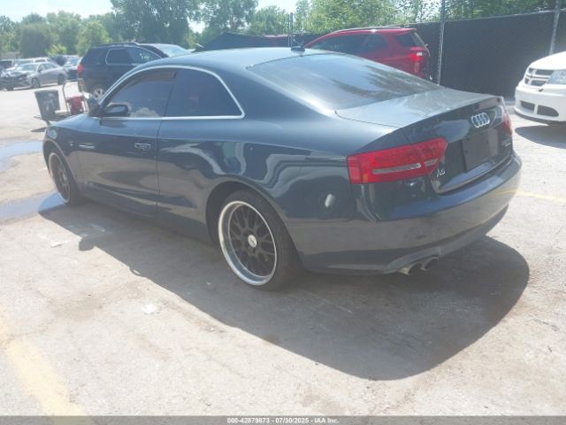 2011 AUDI A5 WAULFAFR4BA048652 Photo 2