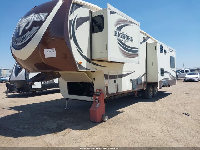 5SFBG3421FE294227 Heartland Bighorn, Big Country, Landmark, Silverado