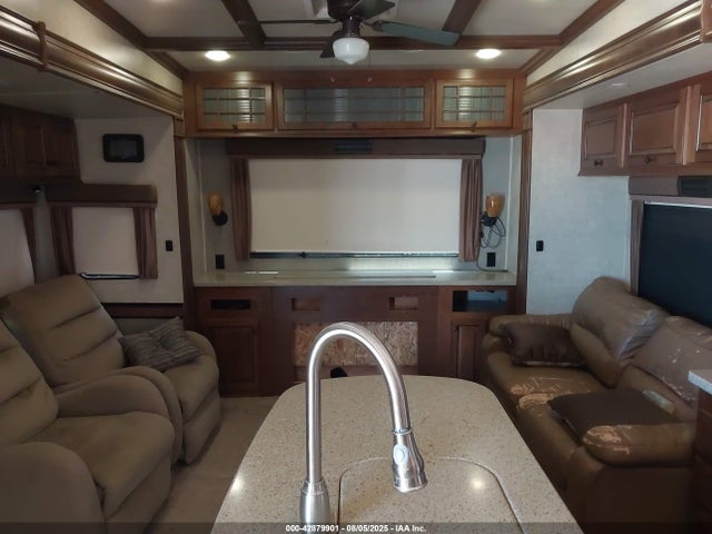 5SFBG3421FE294227 Heartland Bighorn, Big Country, Landmark, Silverado