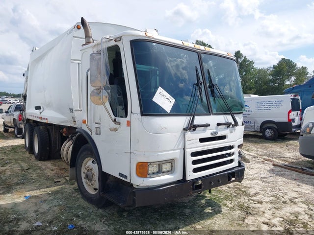42879926 :رقم المزاد ، 49HHBVAN36RW45166 vin ، 2006 Sterling Truck Condor مزاد بيع